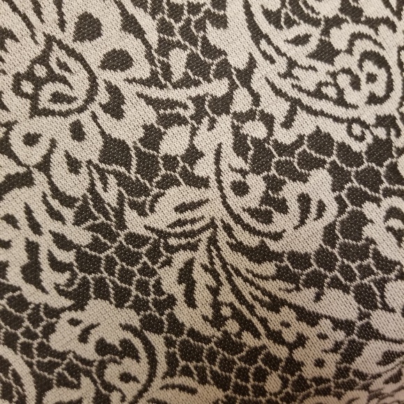 Lily White Gray Floral Long Sleeve Crop Top L - Picture 3 of 5